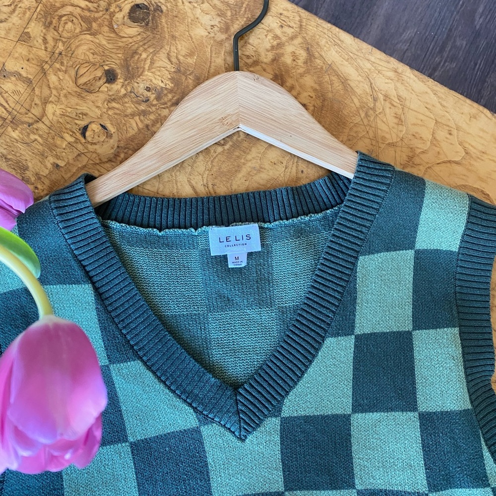 Le Lis sweater vest, size M
